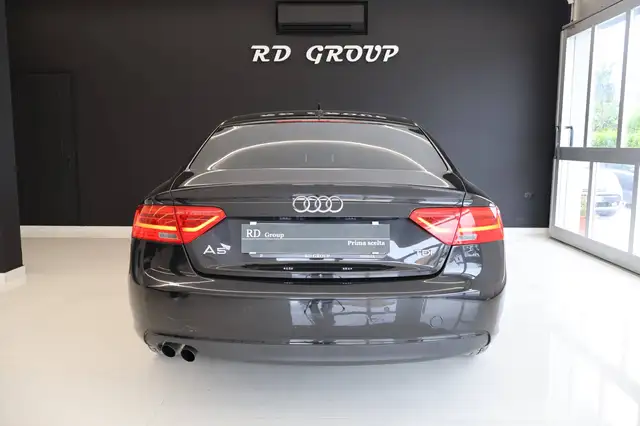 Audi A5 view 5