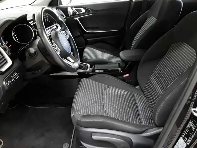 Kia Ceed view 7