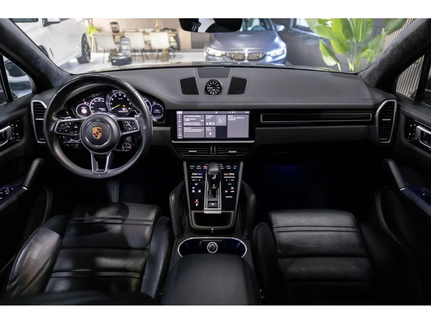 Porsche Cayenne 3.0 V6 416pk E-Hybrid | Pano | Chrono | Alcantara Grau - 2