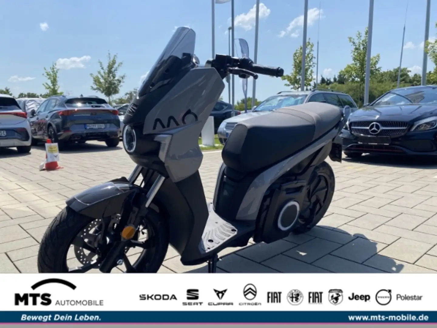 SEAT MO 50 Barcelona Grey Gar. HUAU neu Grey - 1