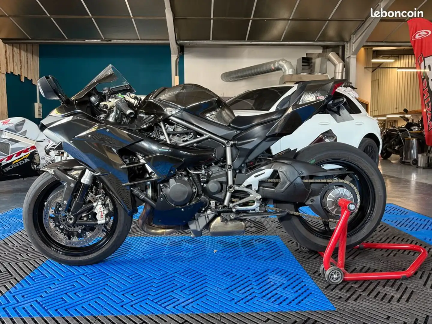 Kawasaki Ninja H2 Noir - 1