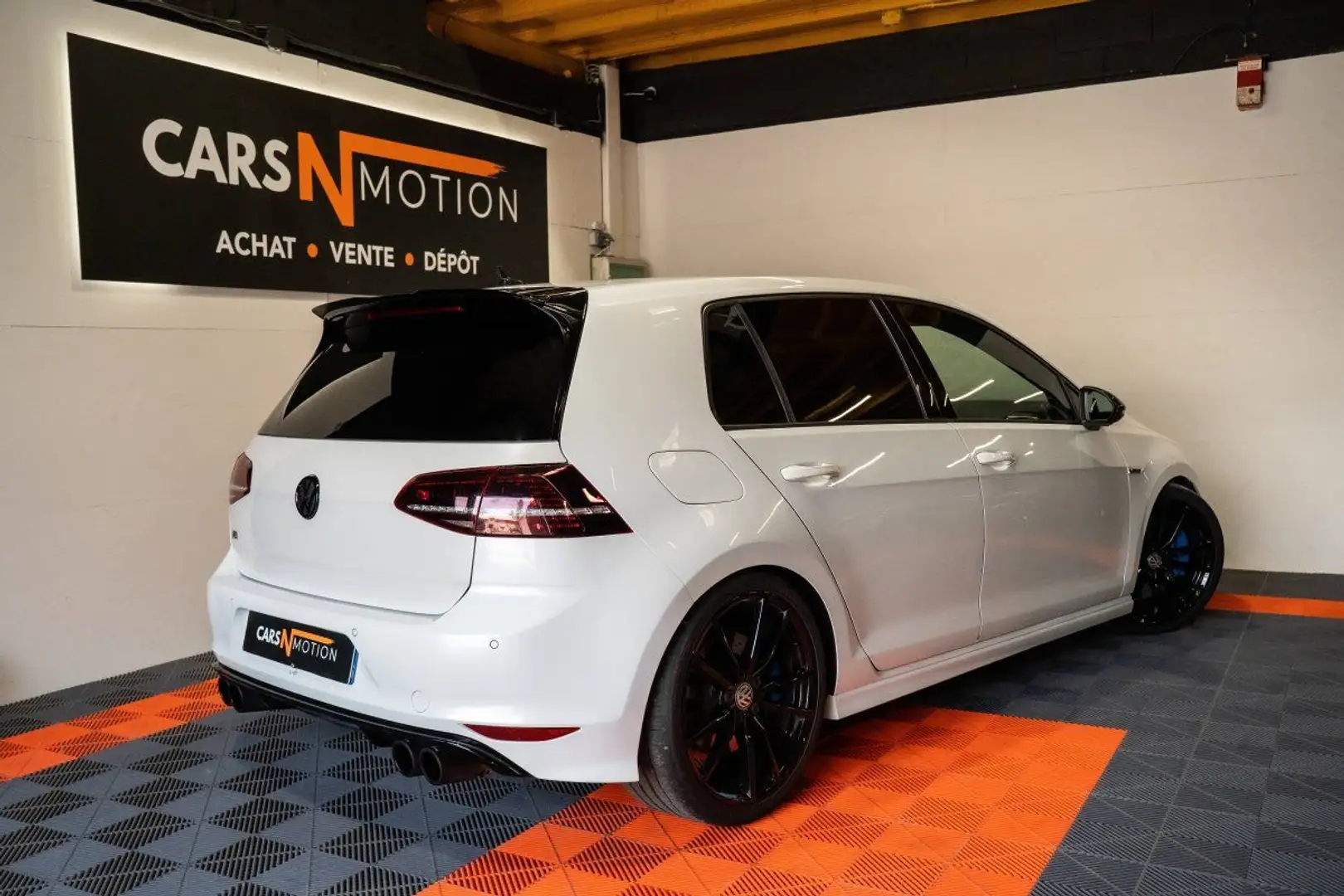 Volkswagen Golf VII R 2.0 TSI 300ch 4Motion 5p KW pilotées / Ligne Remus - Française Blanc - 2