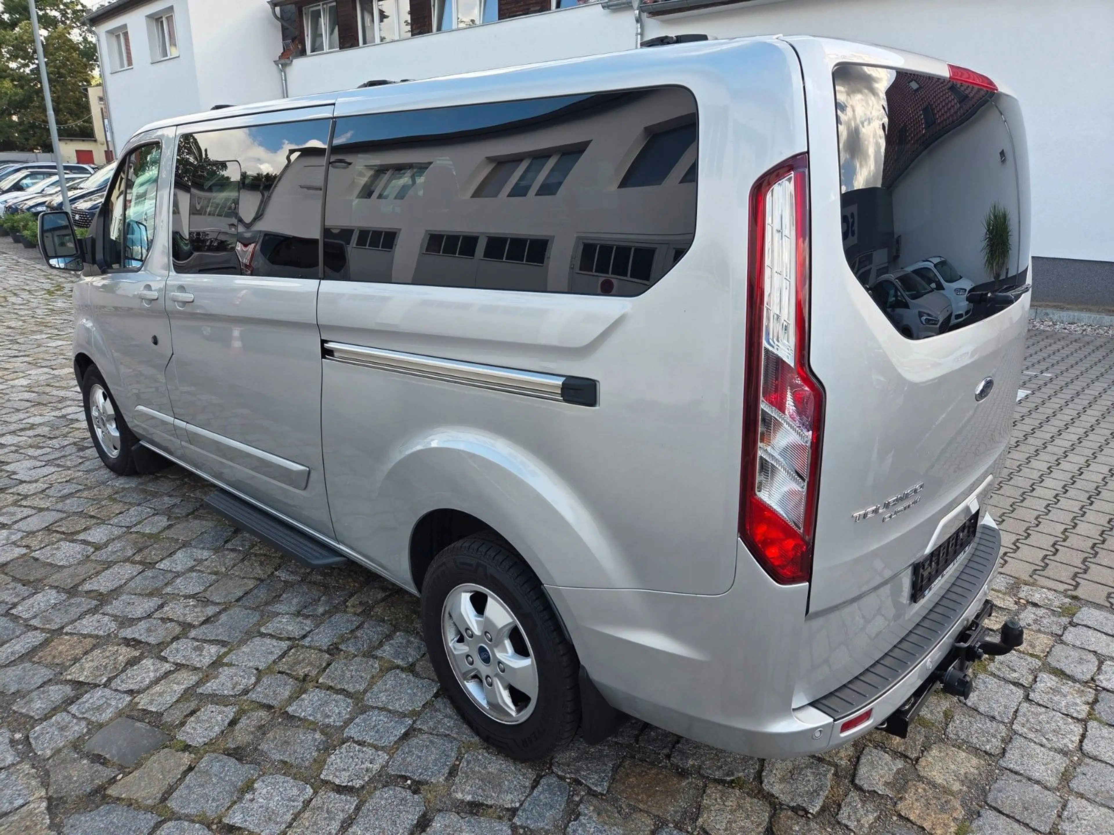 Ford Tourneo Custom L2 Autom. Ahkpl. Allwetter — photo 3