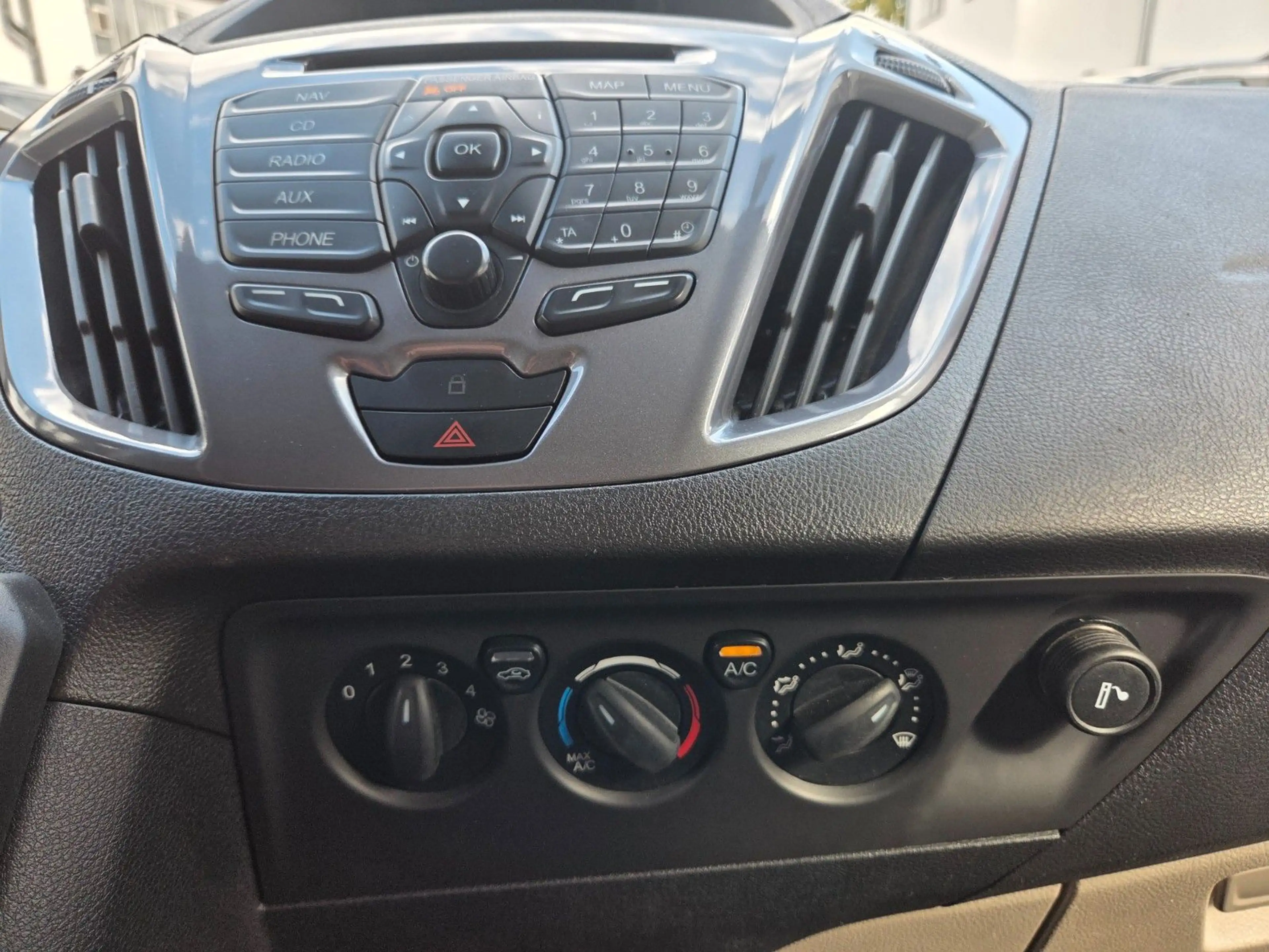 Ford Tourneo Custom L2 Autom. Ahkpl. Allwetter — photo 34