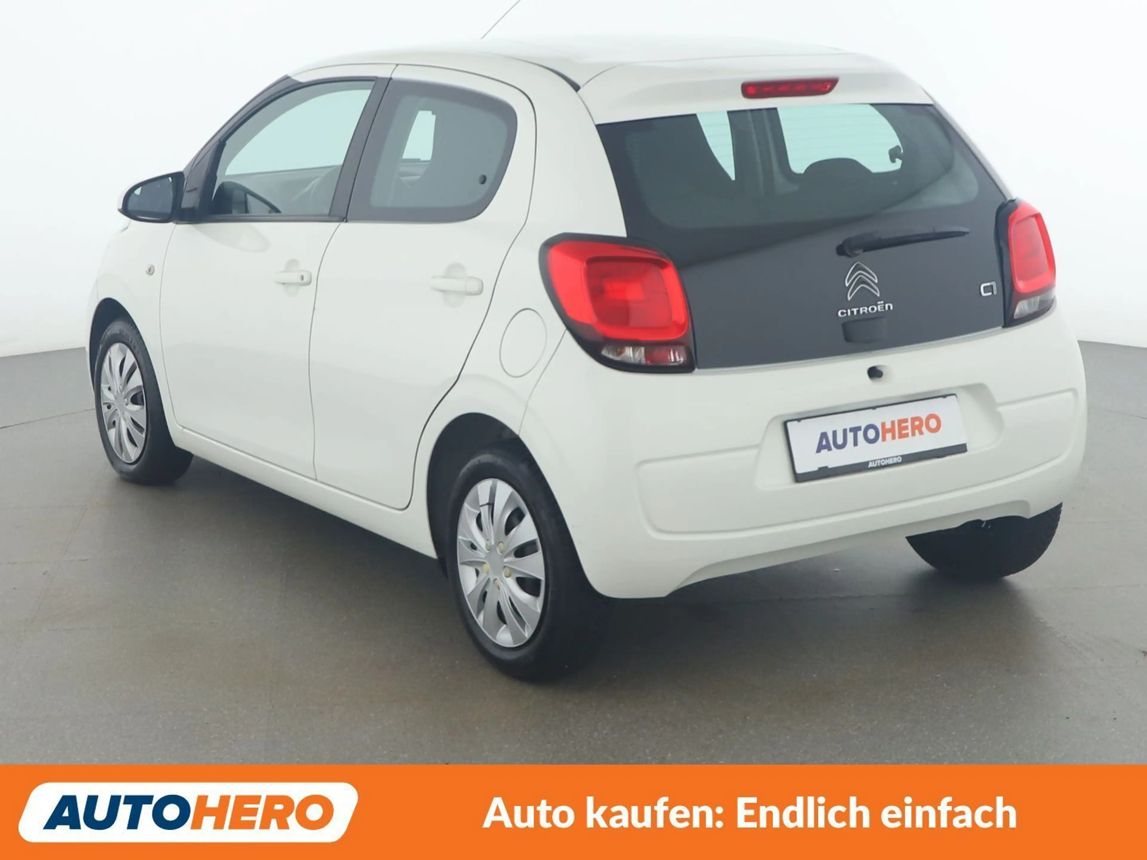 Citroen C1 1.0 VTi Shine — photo 4
