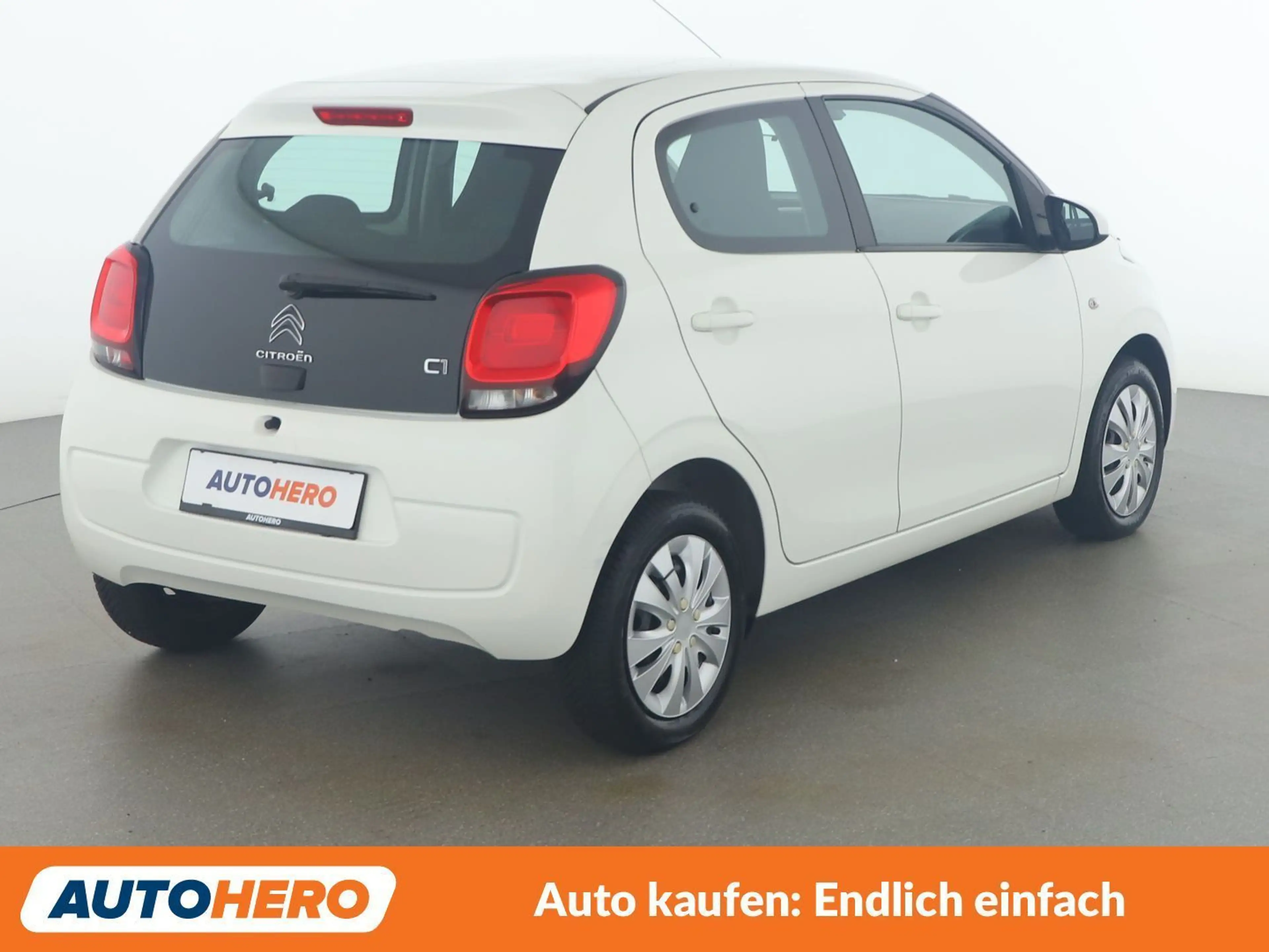 Citroen C1 1.0 VTi Shine — photo 6