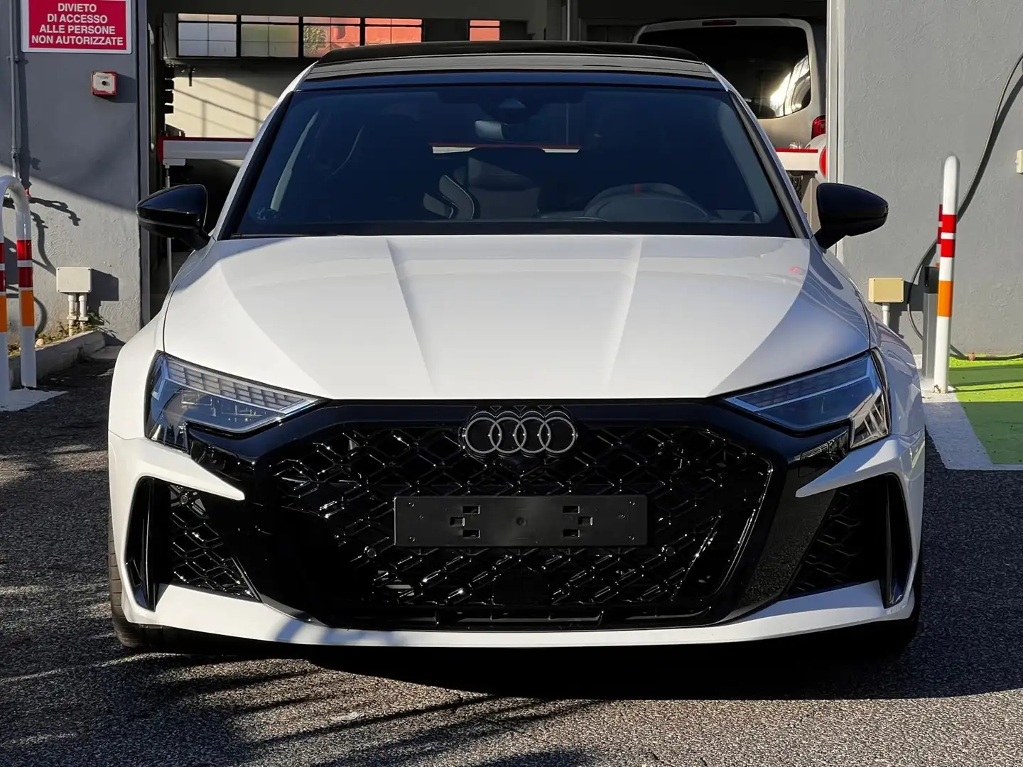 Audi RS3 Sportback 2.5 tfsi quattro s-tronic - 1