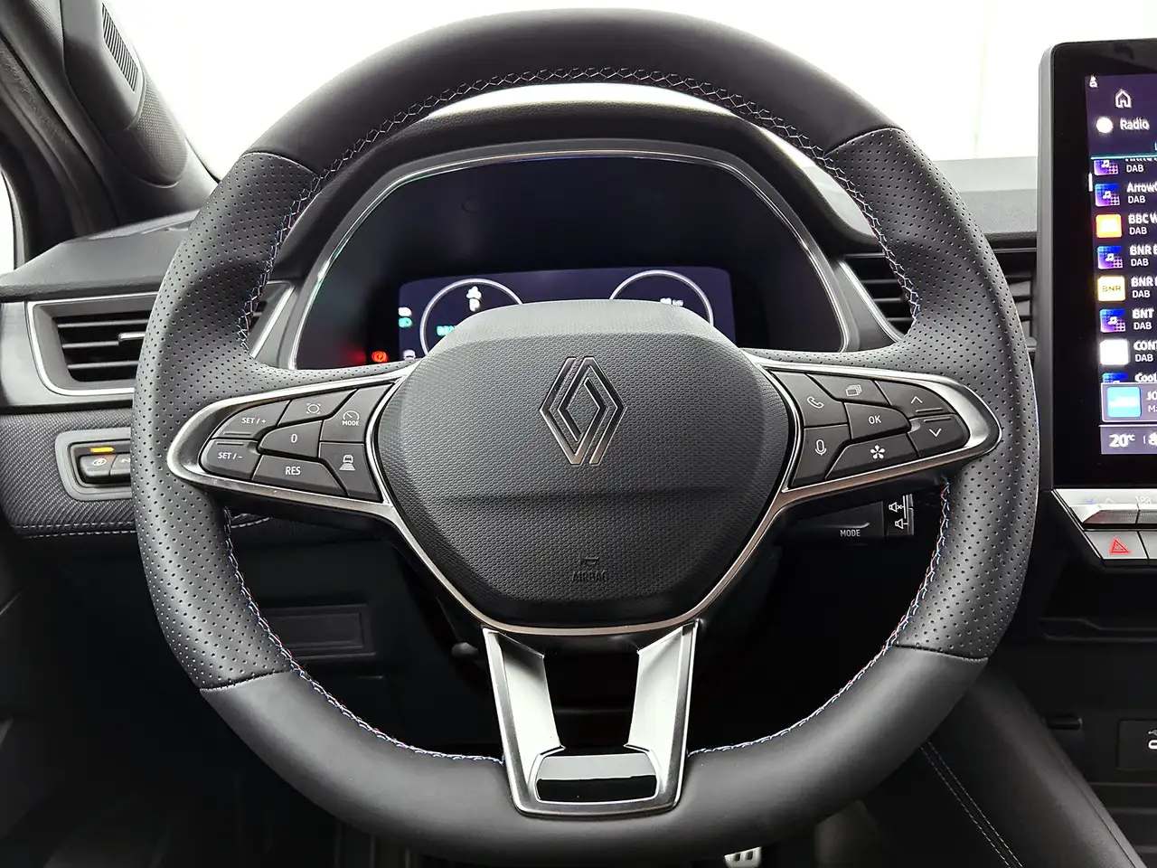 Renault Captur 2026 — фото 21
