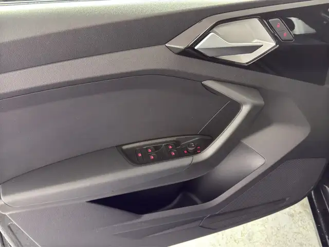 Audi A1 view 13