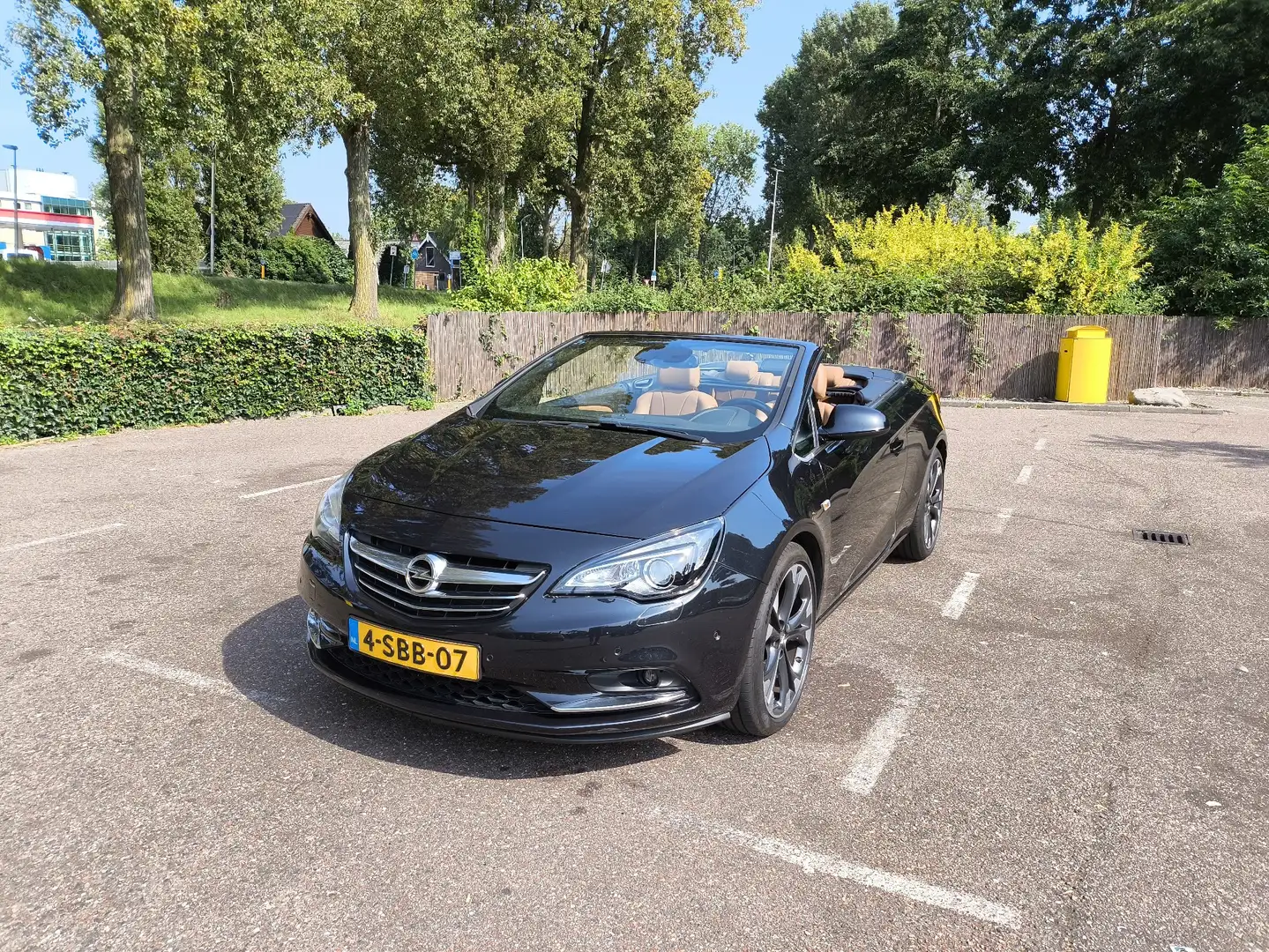 Opel Cascada 1.6 SIDI Turbo Automatik Innovation - 2