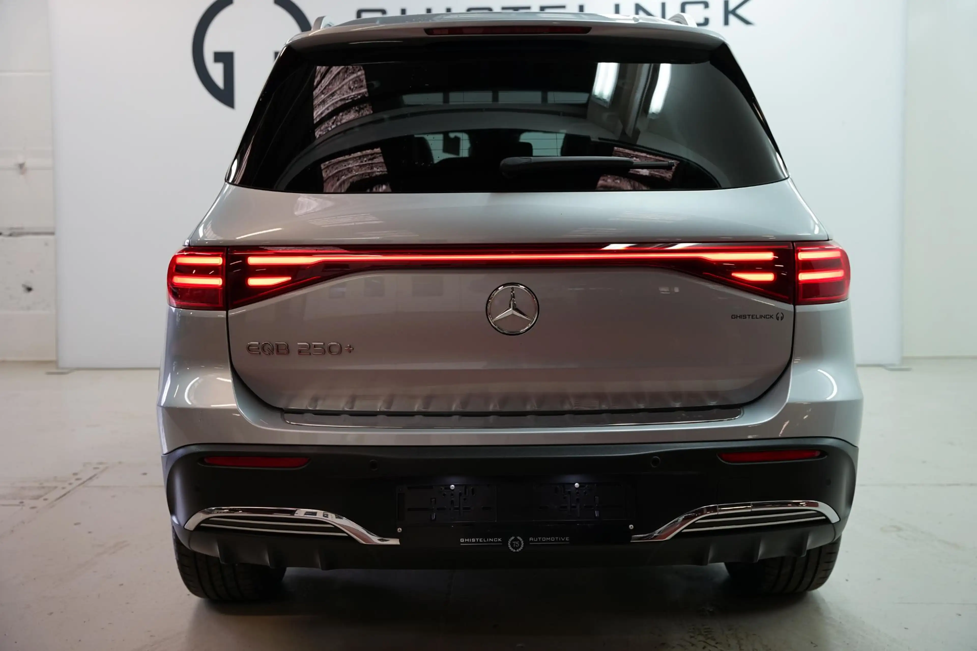 Mercedes-Benz EQB 250 EQB 250+ Star Edition — photo 6