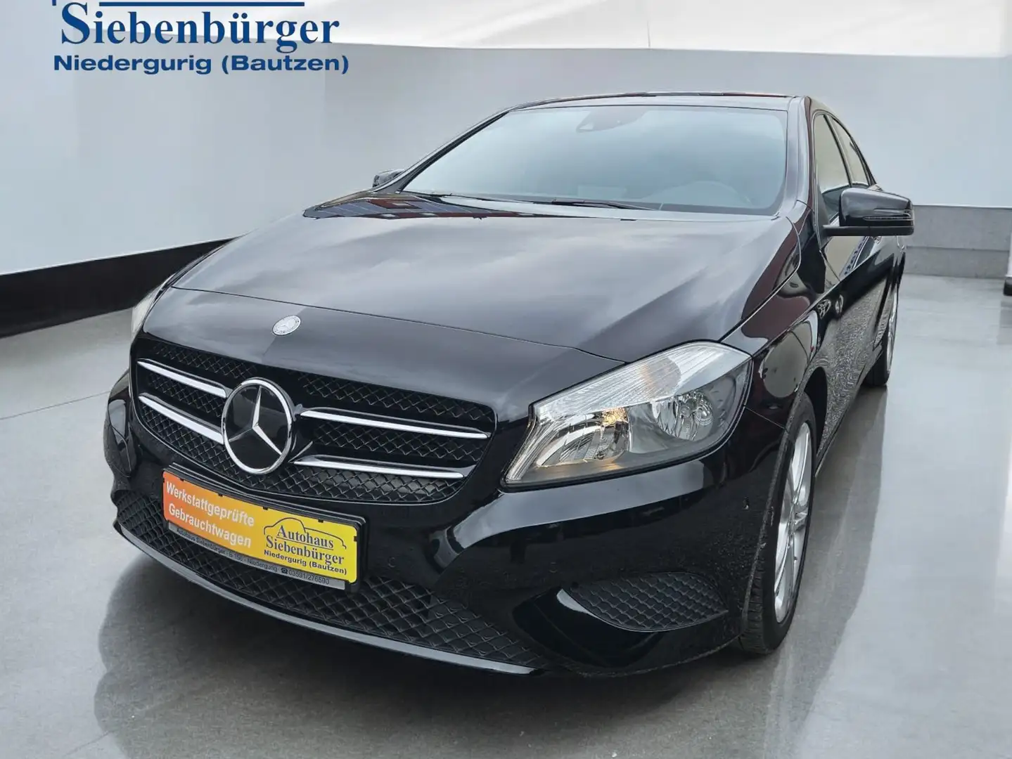 Mercedes-Benz A 180 A 180 BlueEfficiency Style **Sportsitze** Schwarz - 1