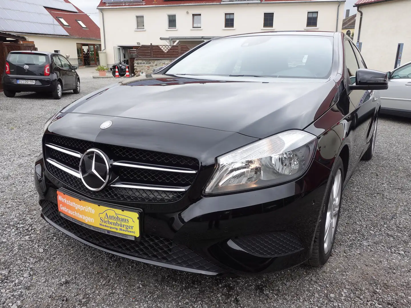 Mercedes-Benz A 180 A 180 BlueEfficiency Style **Sportsitze** Schwarz - 2