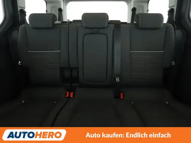 Ford Grand Tourneo Connect view 15