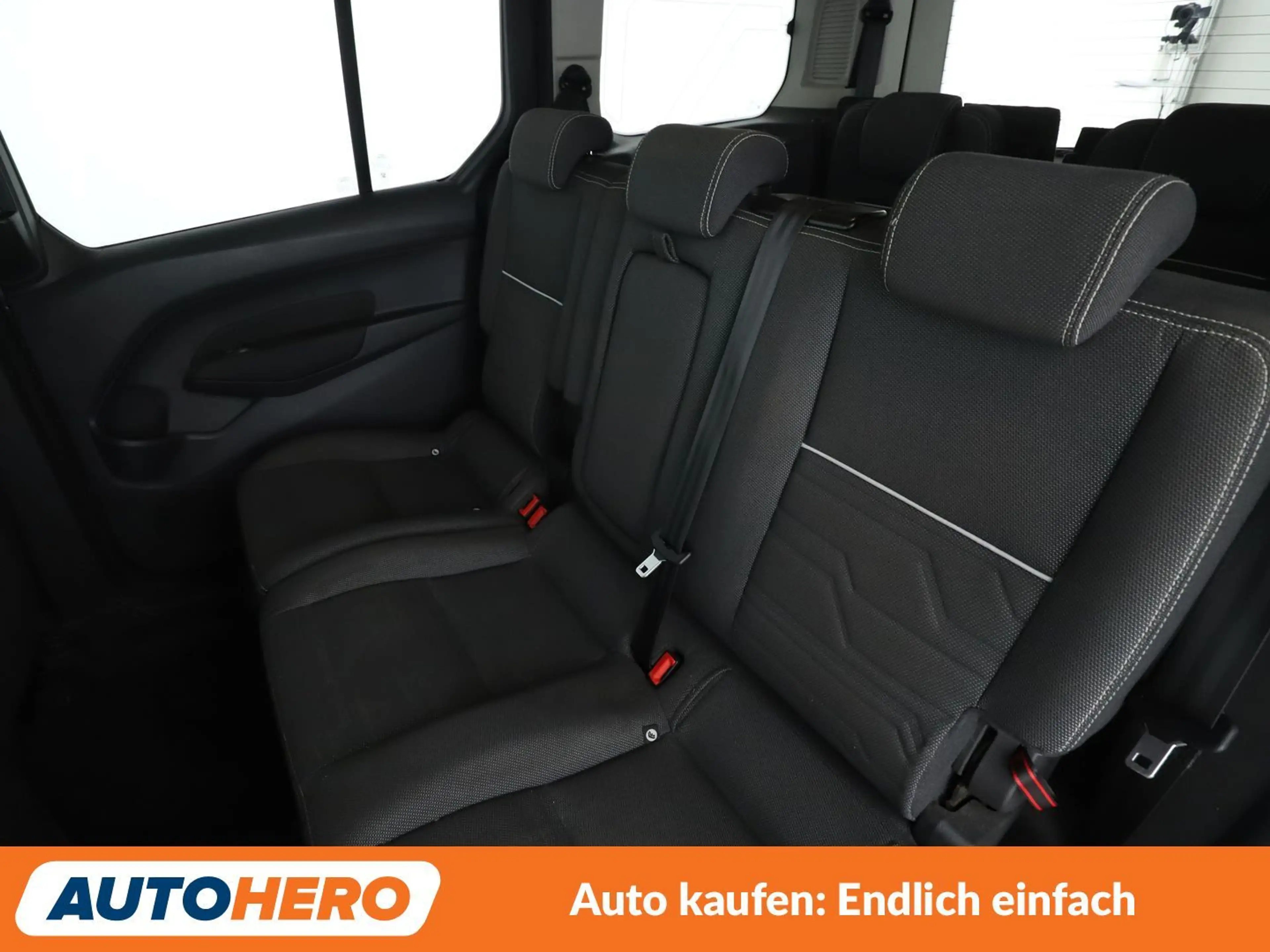 Ford Grand Tourneo 1.5 TDCi Titanium*7-SITZER*NAVI*PDC*KLIMA* — photo 14