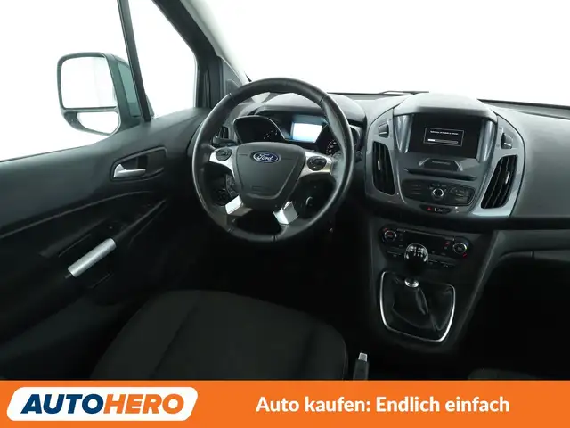 Ford Grand Tourneo Connect view 13