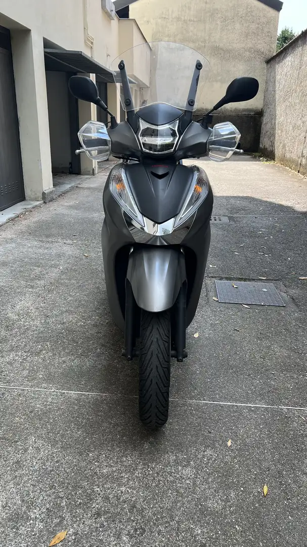 Honda SH 300 Sport Air Force - 1