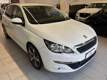 5p 1.2 puretech Allure *UNIPRO*