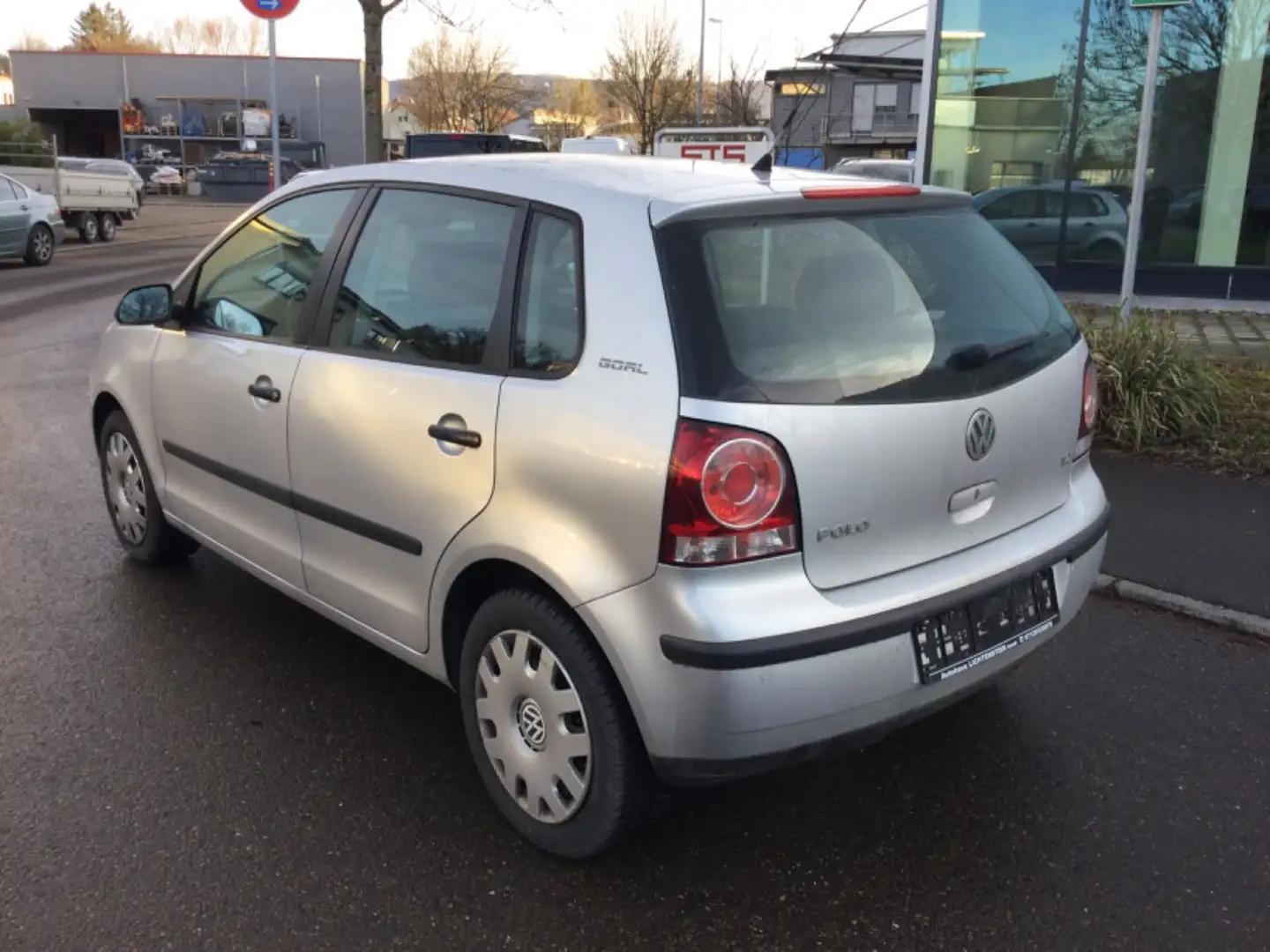 Volkswagen Polo IV Goal TÜV NEU Silber - 1