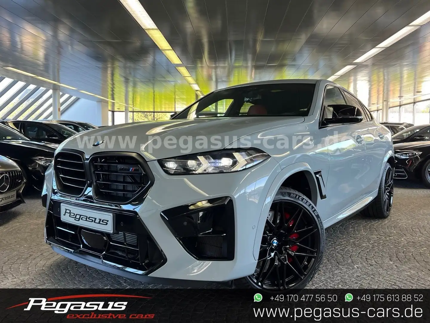 BMW X6 M Comp. SKY LOUNGE*CARBON*MASSAGE*SOFT CLOSE Grijs - 1