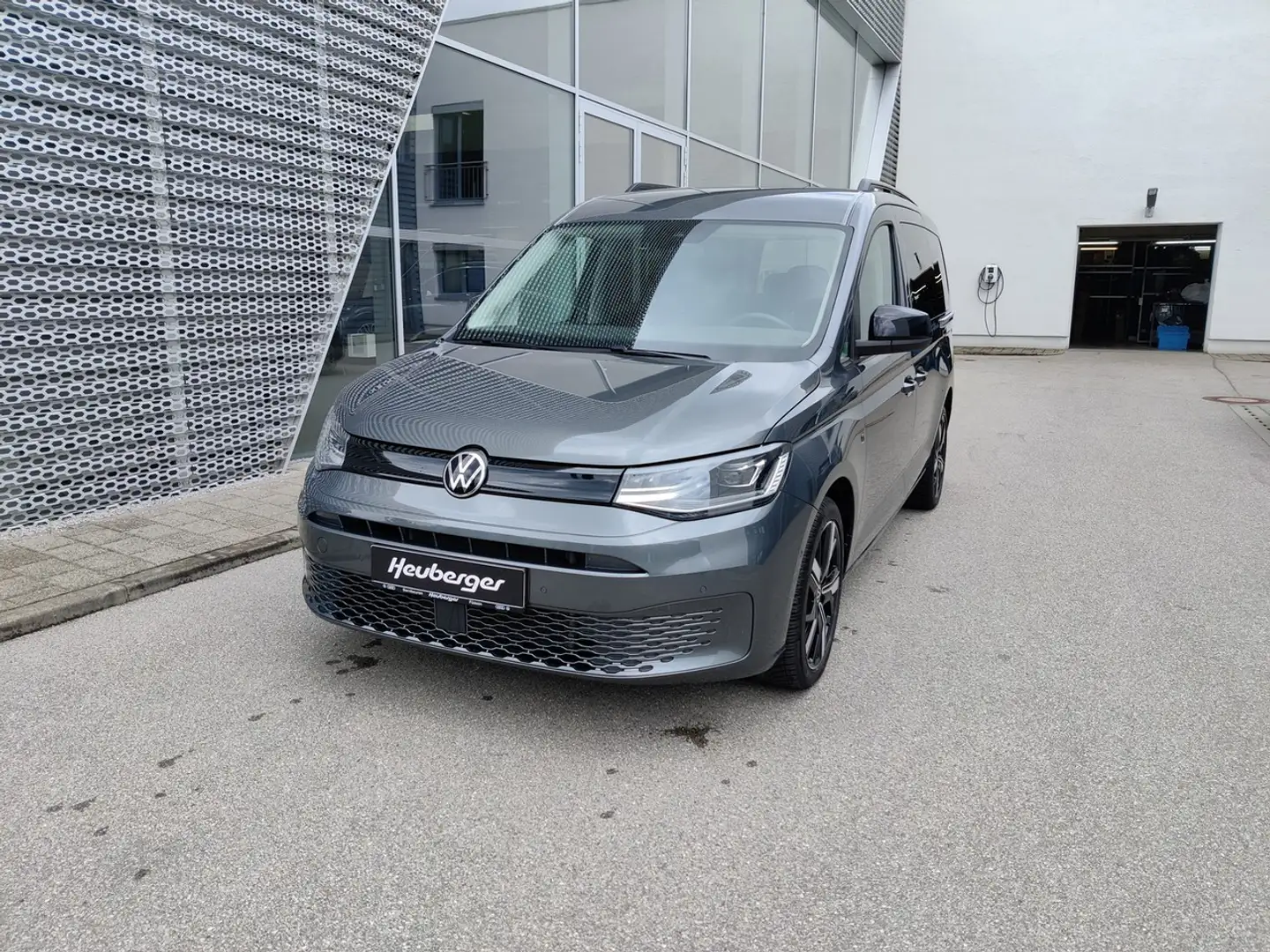 Volkswagen Caddy Maxi California 2.0 TDI DSG LED, ACC, AHK, DAB Gris - 1