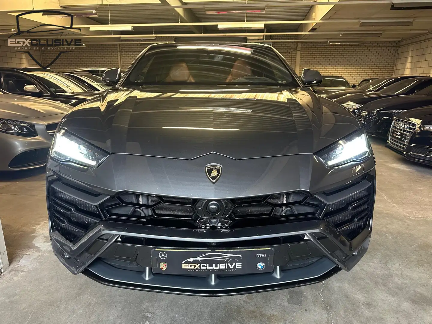 Lamborghini Urus 4.0 V8 Ceramic/Carbon/B&O/Multimedia/650PK Grey - 2