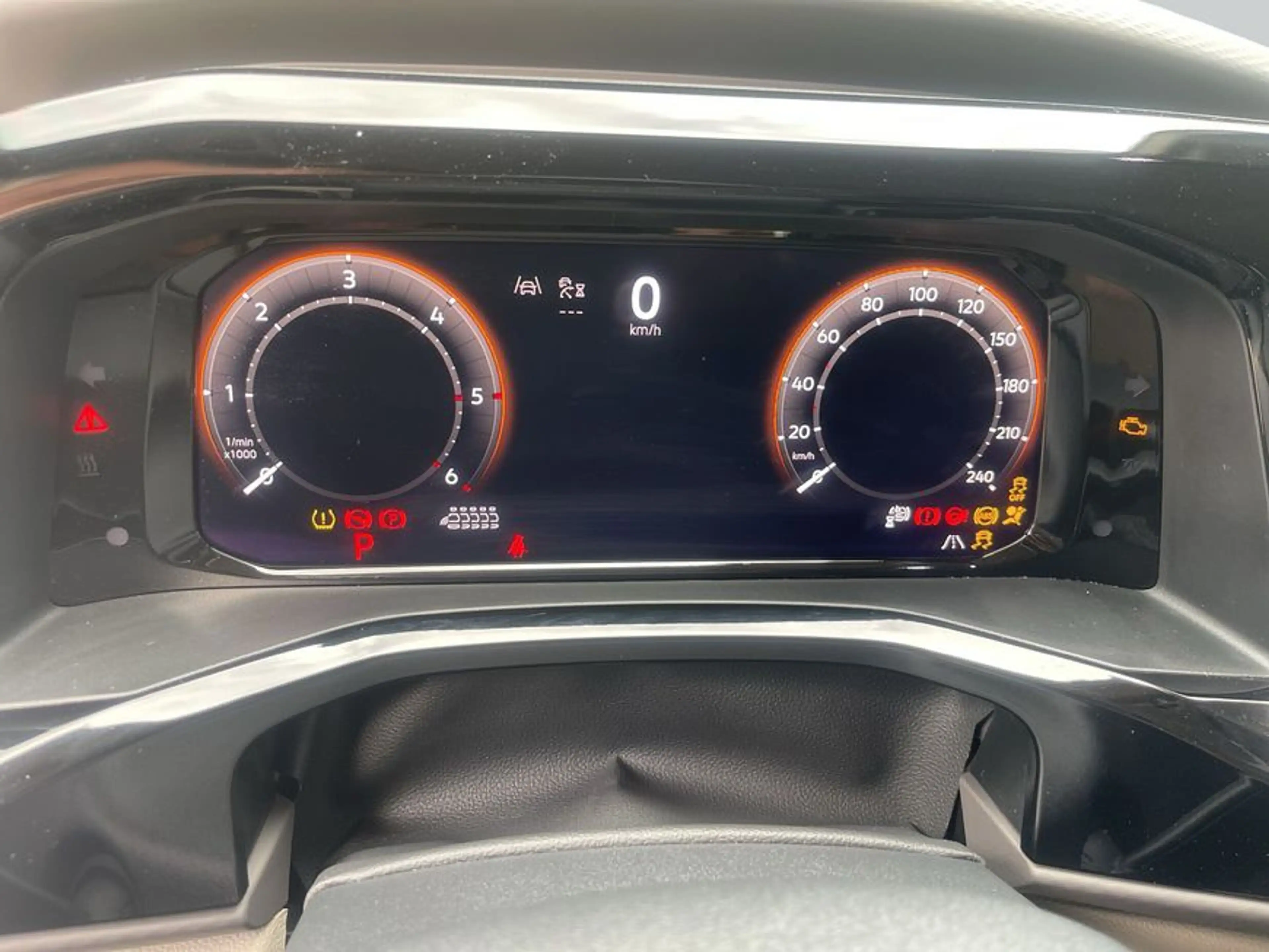 Volkswagen LT Multivan Life 2.0 TDI DSG LÜ AHK IQ.Light Standh, — photo 11