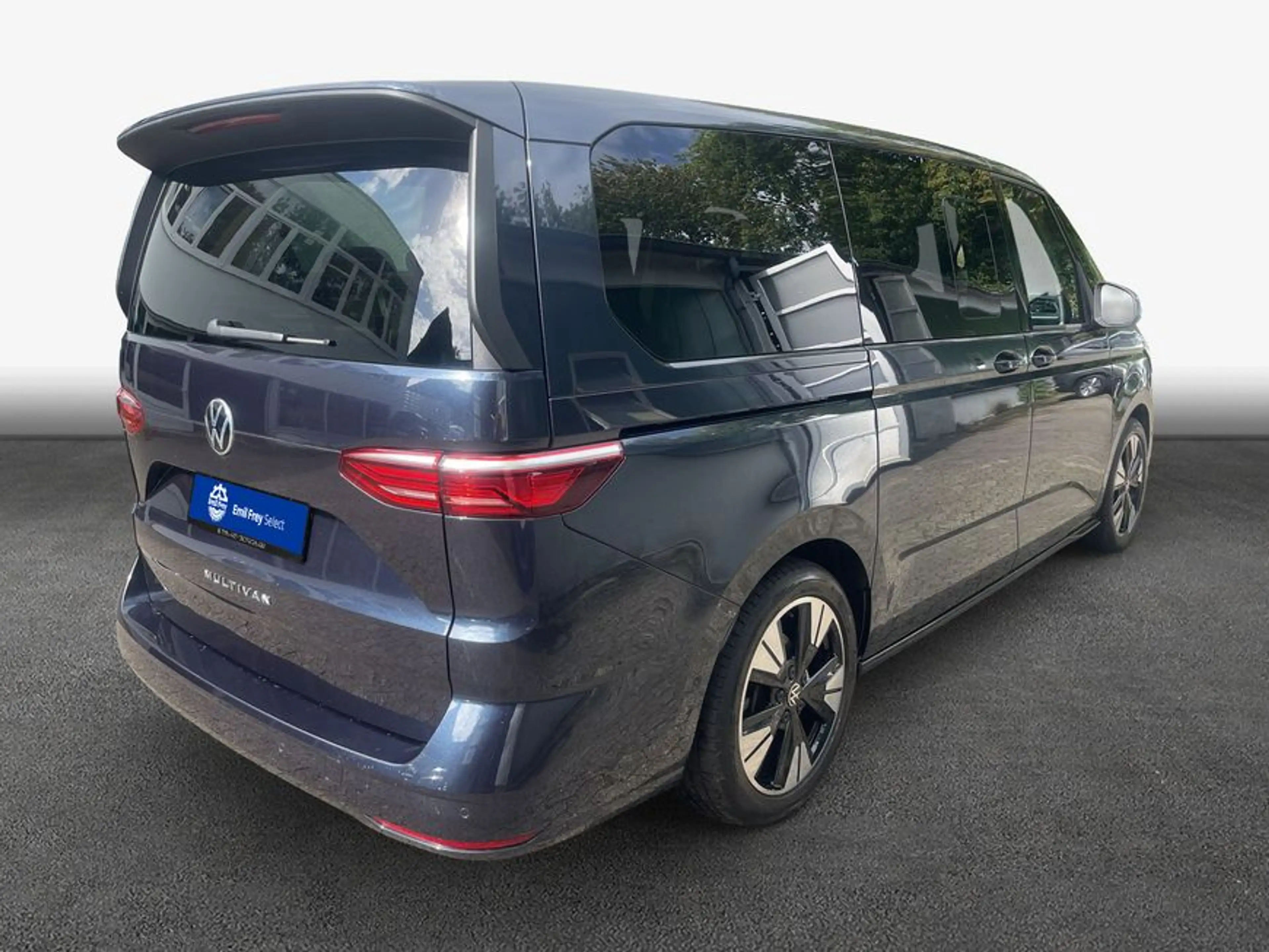 Volkswagen LT Multivan Life 2.0 TDI DSG LÜ AHK IQ.Light Standh, — photo 2