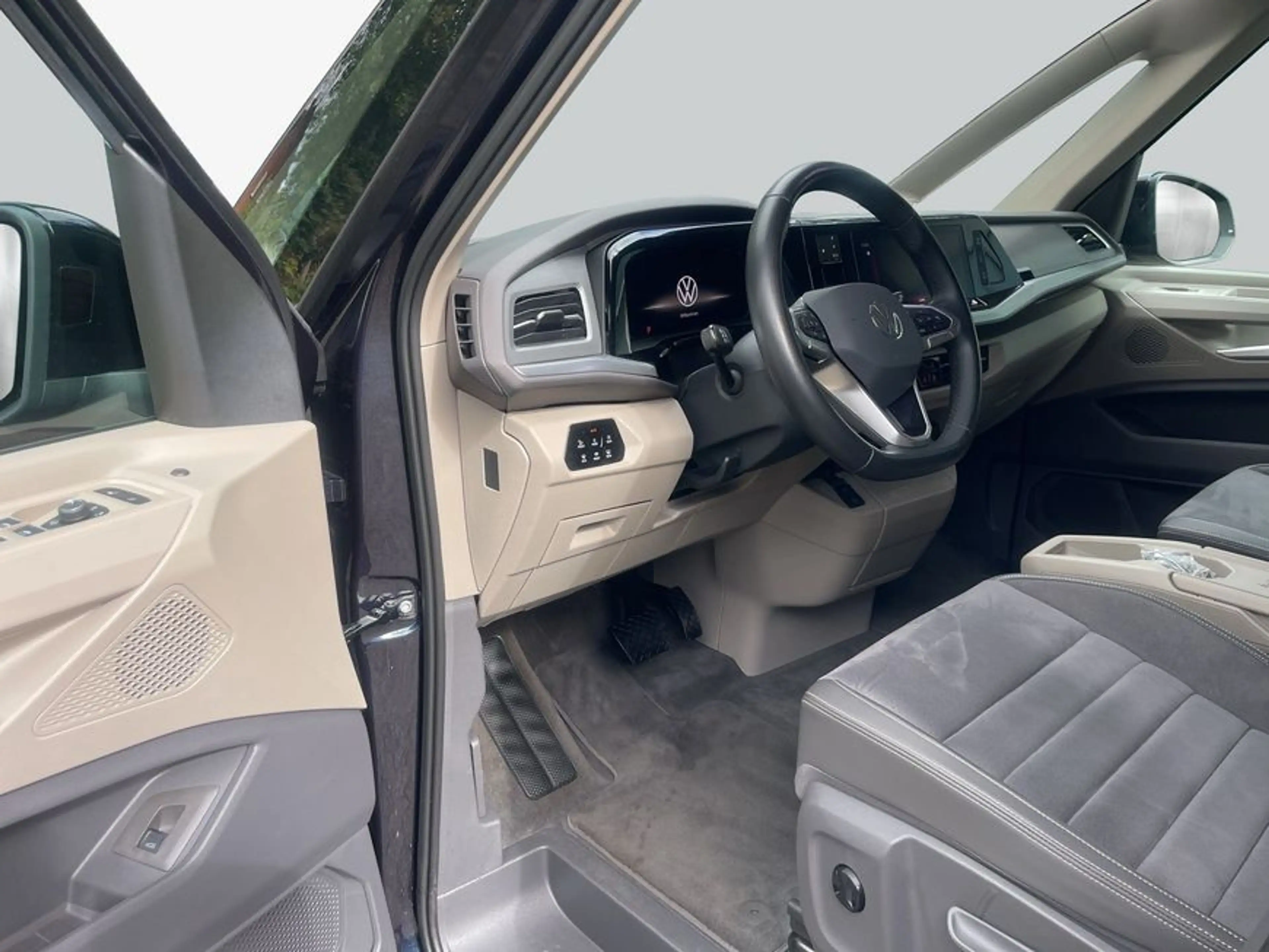 Volkswagen LT Multivan Life 2.0 TDI DSG LÜ AHK IQ.Light Standh, — photo 7