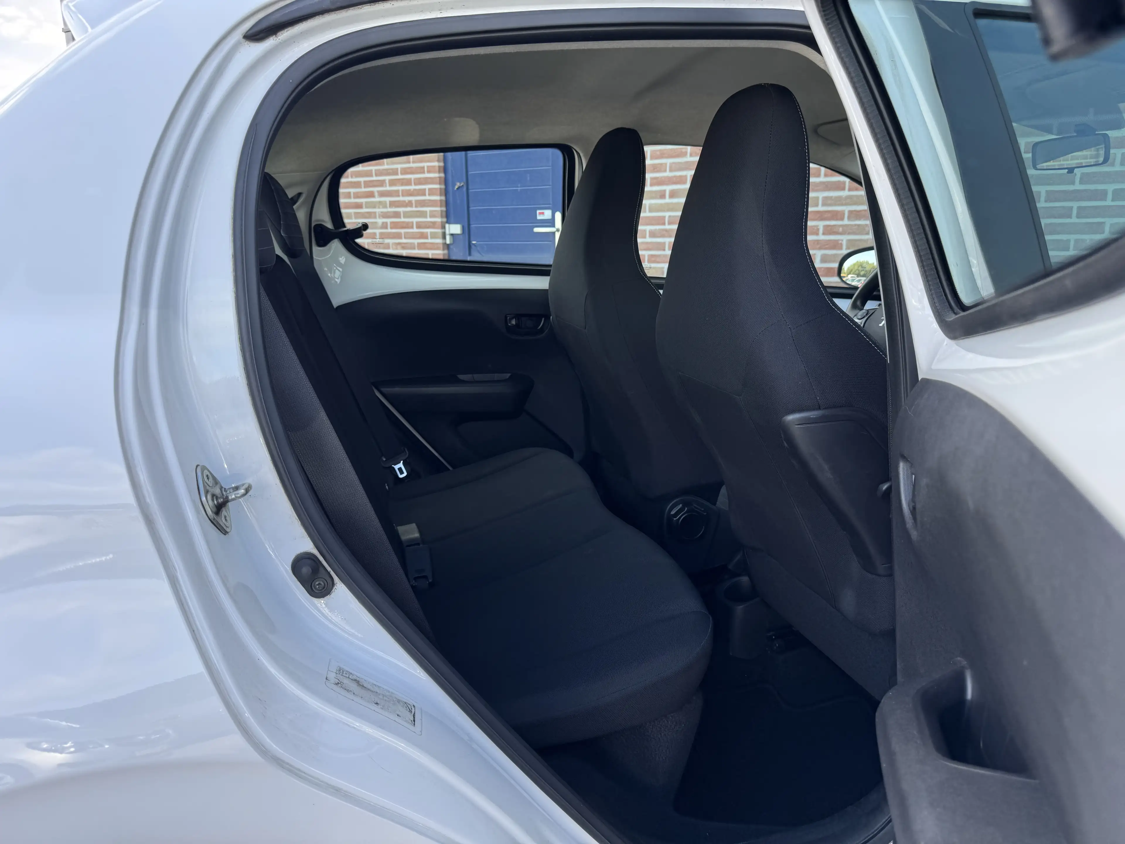 Peugeot 108 1.0 e-VTi | Active 5-Drs | Airco — photo 4