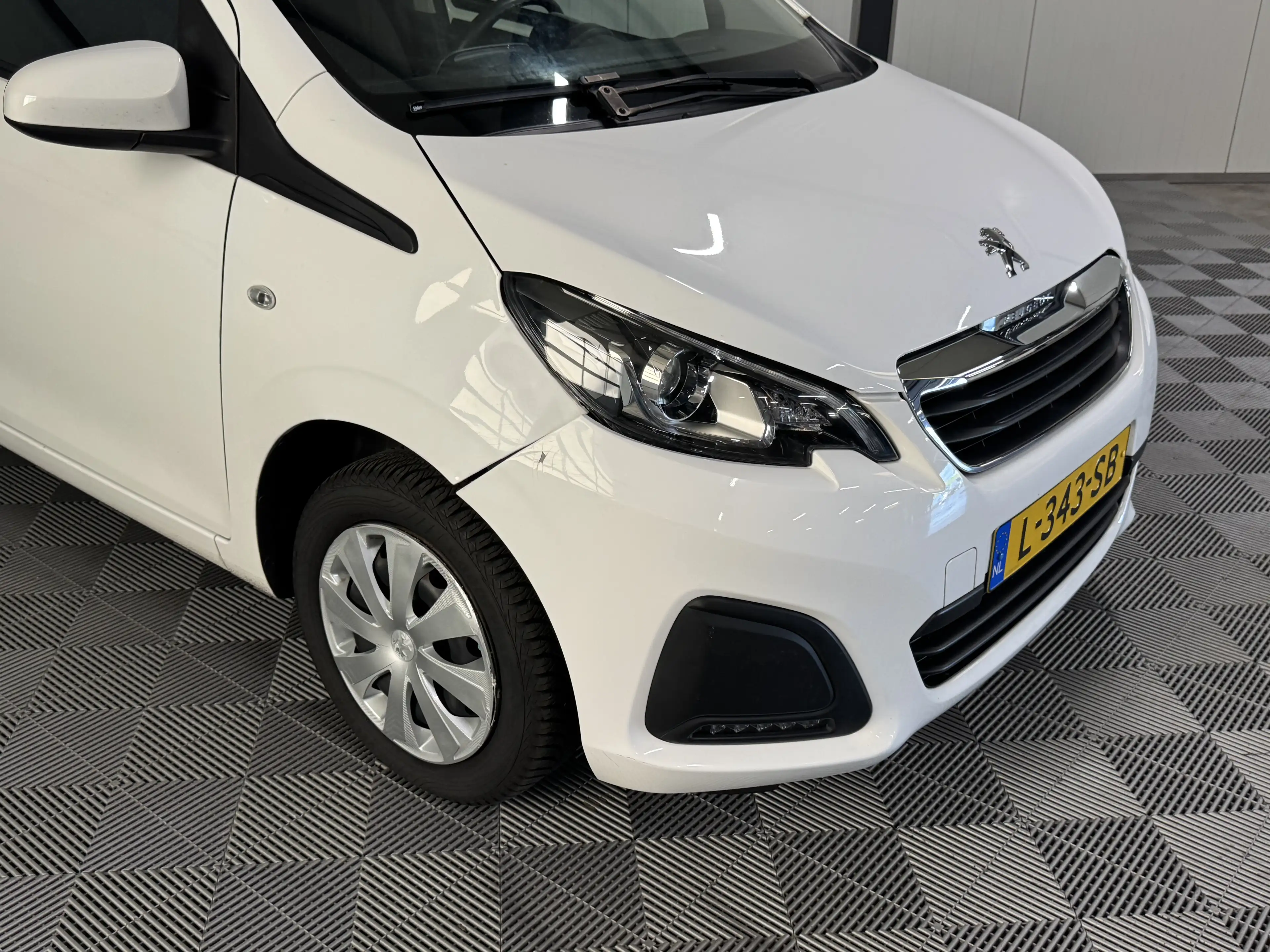 Peugeot 108 1.0 e-VTi | Active 5-Drs | Airco — photo 18