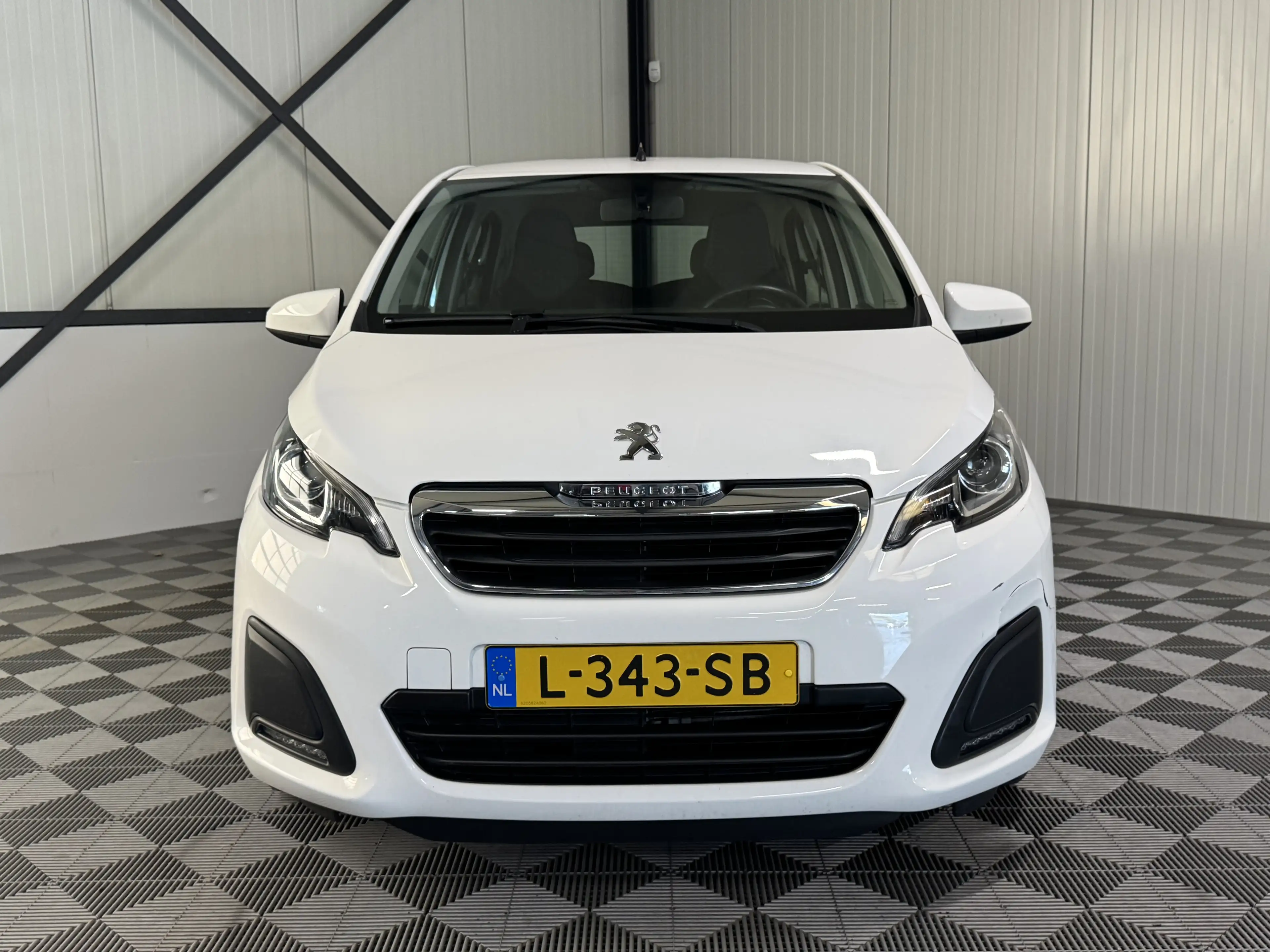 Peugeot 108 1.0 e-VTi | Active 5-Drs | Airco — photo 8