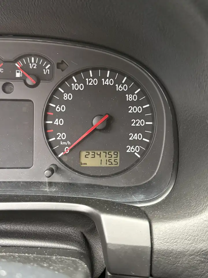 Volkswagen Golf 4 1.9 TDI mit frischem Pickerl, foto 7