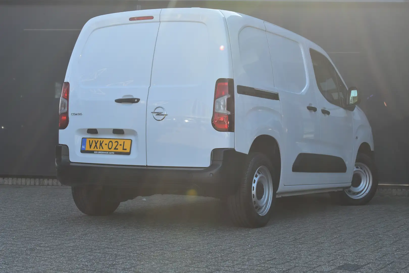 Opel Combo 1.5D L1H1 Standaard Navigatie by App | Parkeersens Wit - 2