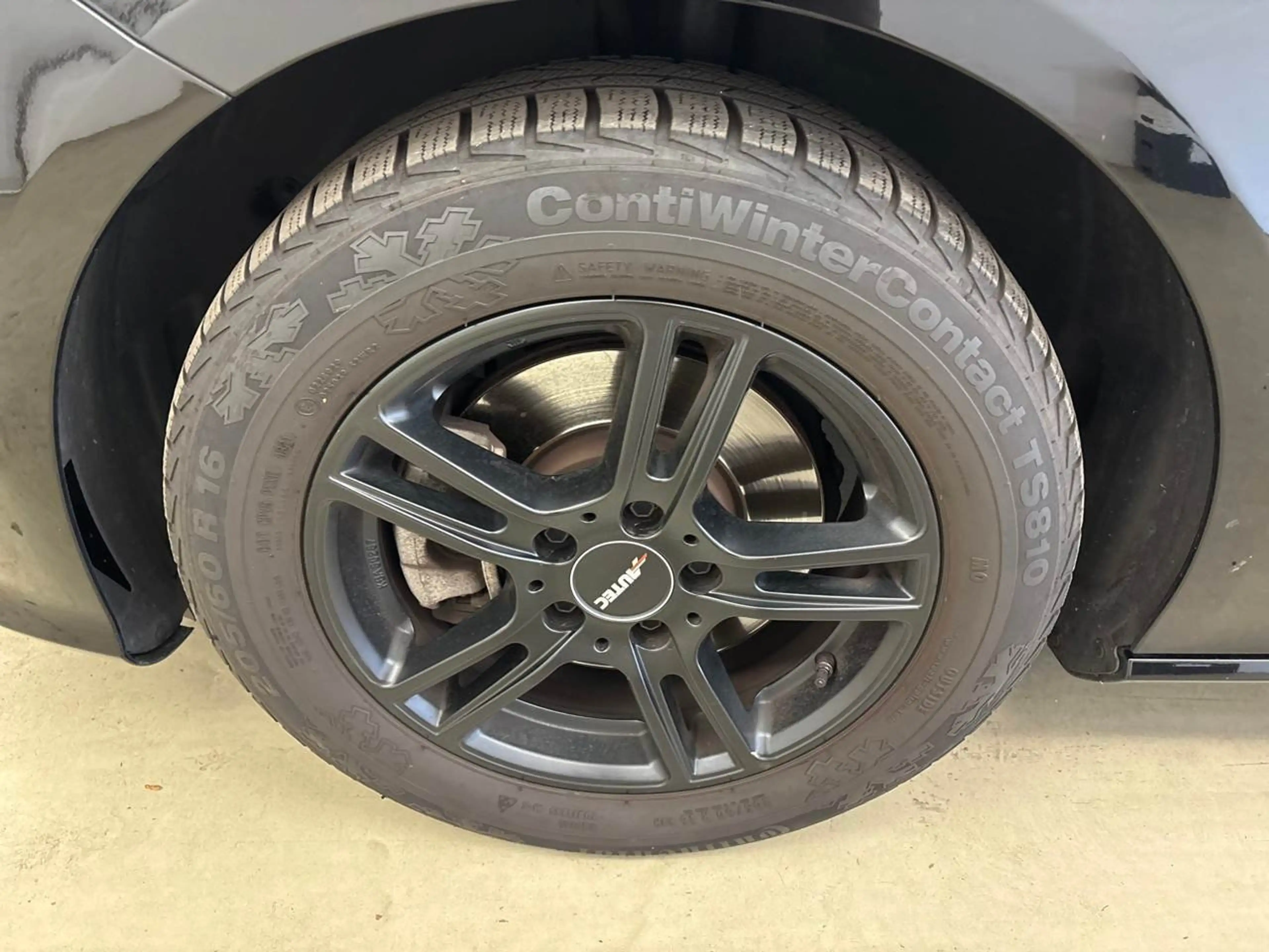 Mercedes-Benz CLA 200 SB Progressive Pano S-Dach — photo 11