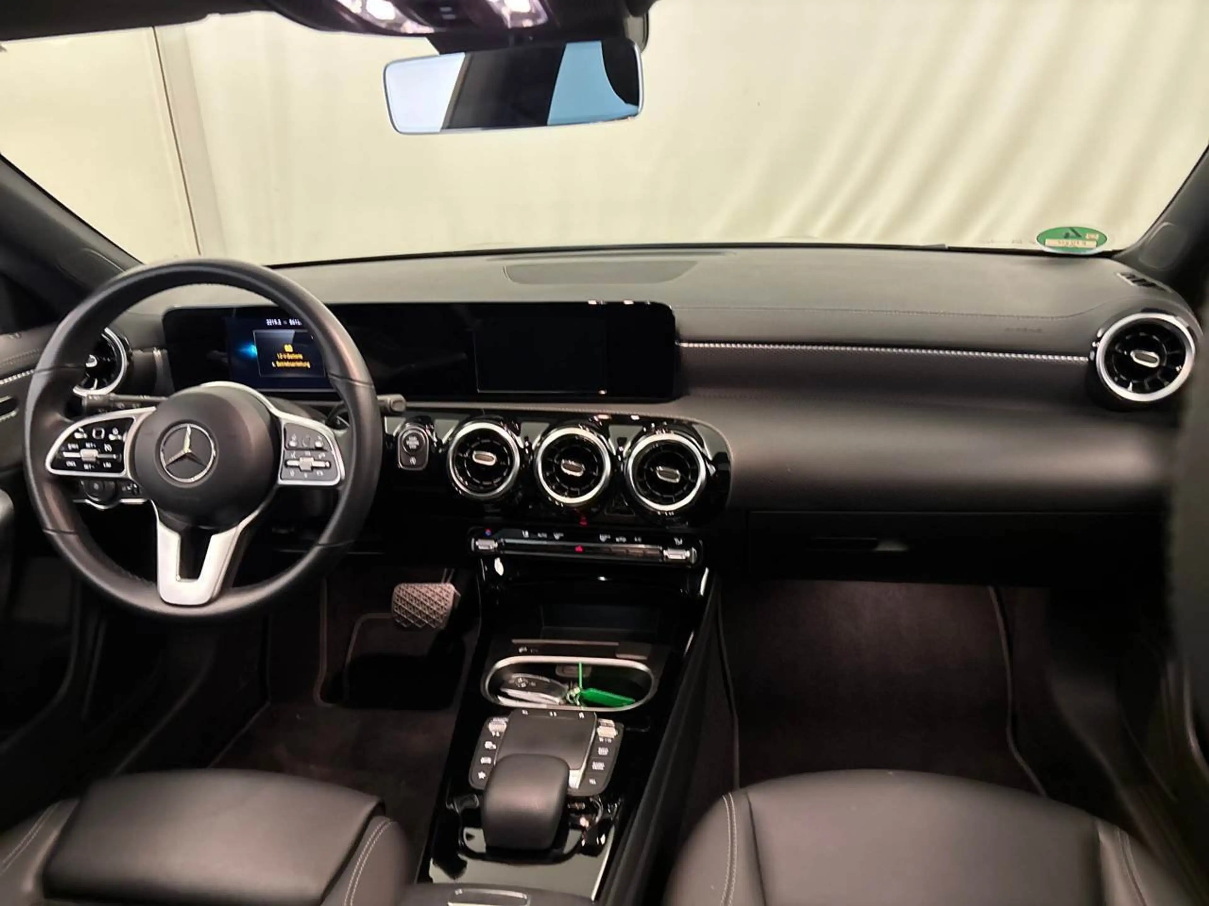 Mercedes-Benz CLA 200 SB Progressive Pano S-Dach — photo 5
