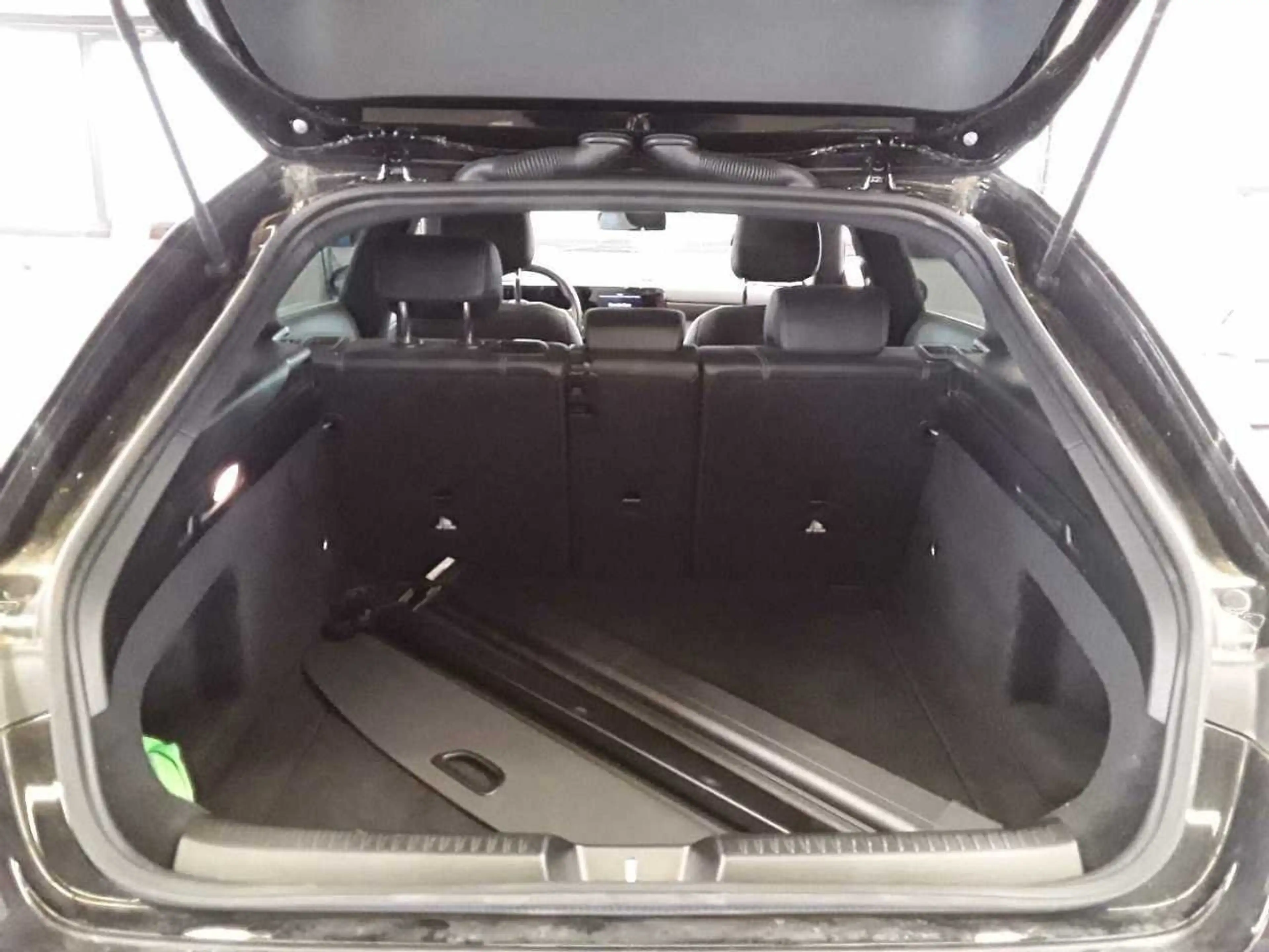 Mercedes-Benz CLA 200 SB Progressive Pano S-Dach — photo 12