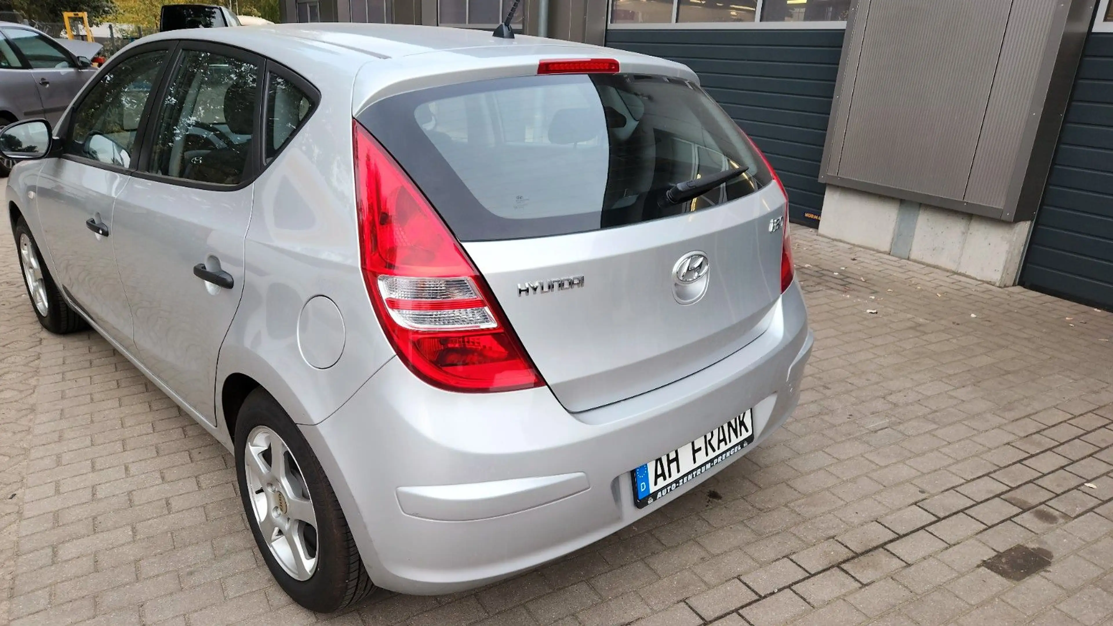 Hyundai i30 1.4 Classic*Klima*2.Hand*HU/AU 03.28* — photo 5