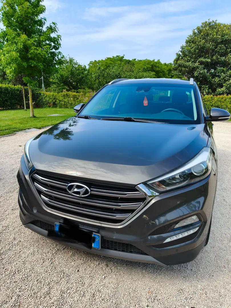 Hyundai TUCSON Tucson II 2015 2.0 crdi Xpossible 4wd 136cv Grigio - 1