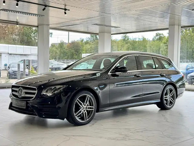 Mercedes-Benz E 400 d 4MATIC*3x AMG*WIDE*LUFT*PANO*DIST*M-BEAM