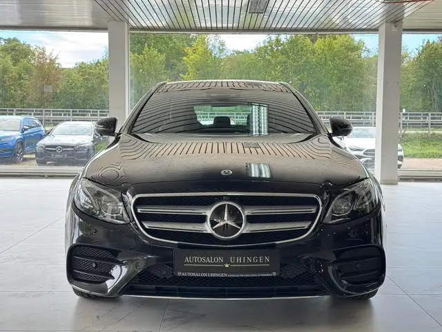 Mercedes-Benz E-Class view 2