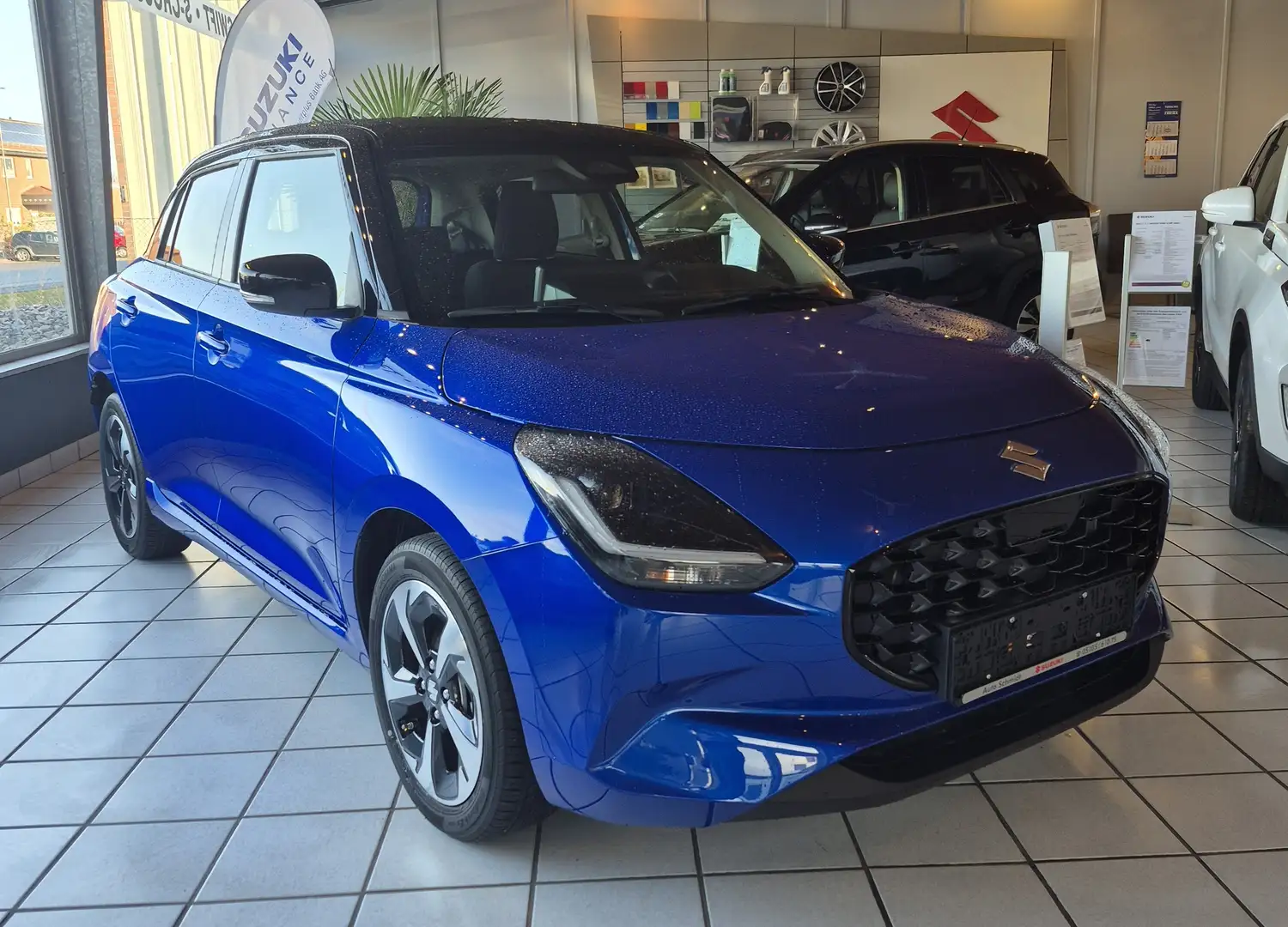 Suzuki Swift 1.2 Hybrid MT Comfort+ Bleu - 2