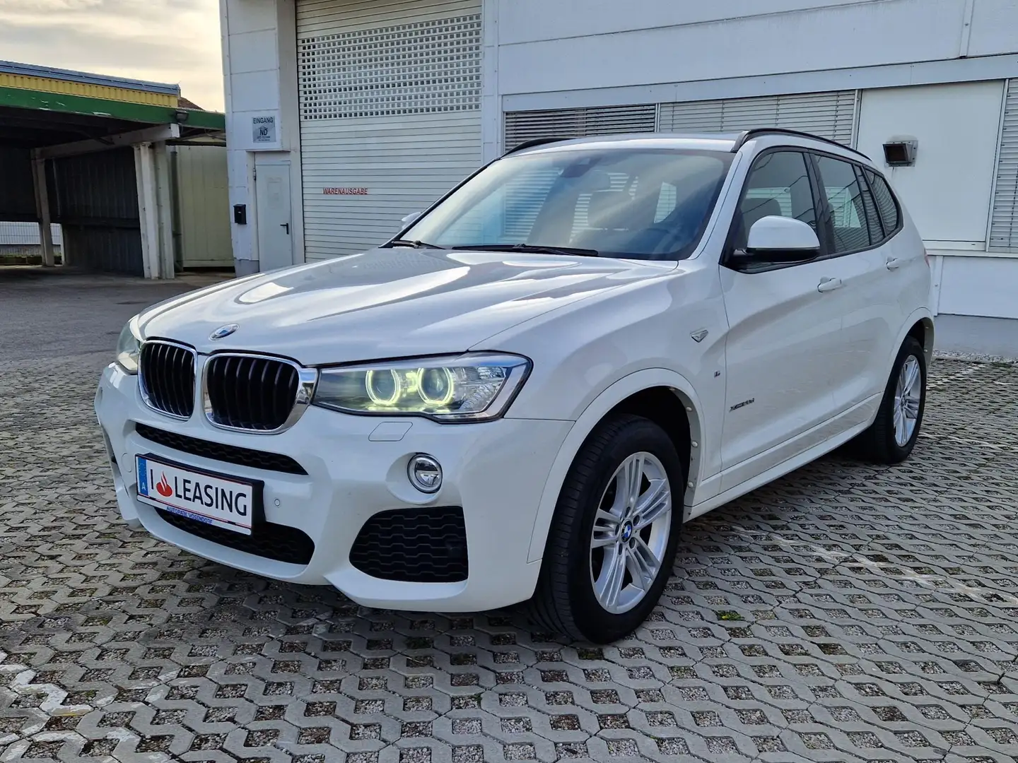 BMW X3 xDrive 20d Aut. M-Paket Weiß - 1