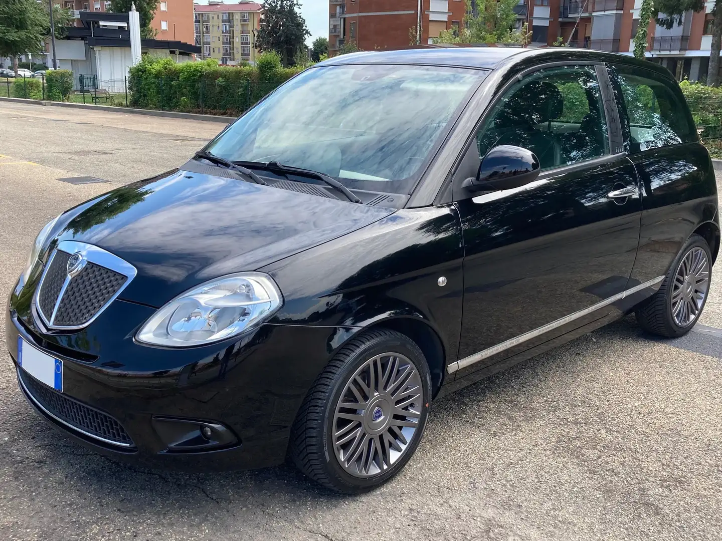 Lancia Ypsilon Ypsilon II 2007 1.2 8v Elle 69cv Nero - 2