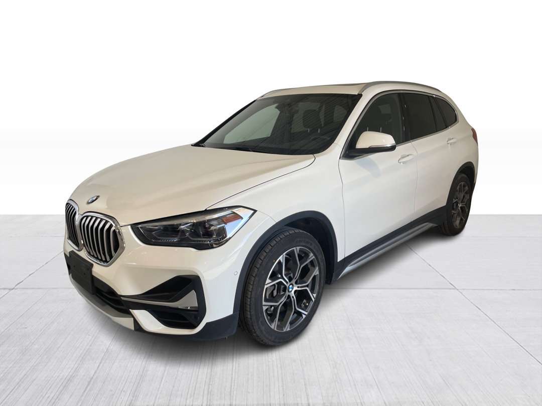 2022 BMW X1 X1 xDrive28i AWD Mags Cuir Toit Pano GPS Sièges Ch — снимка 1