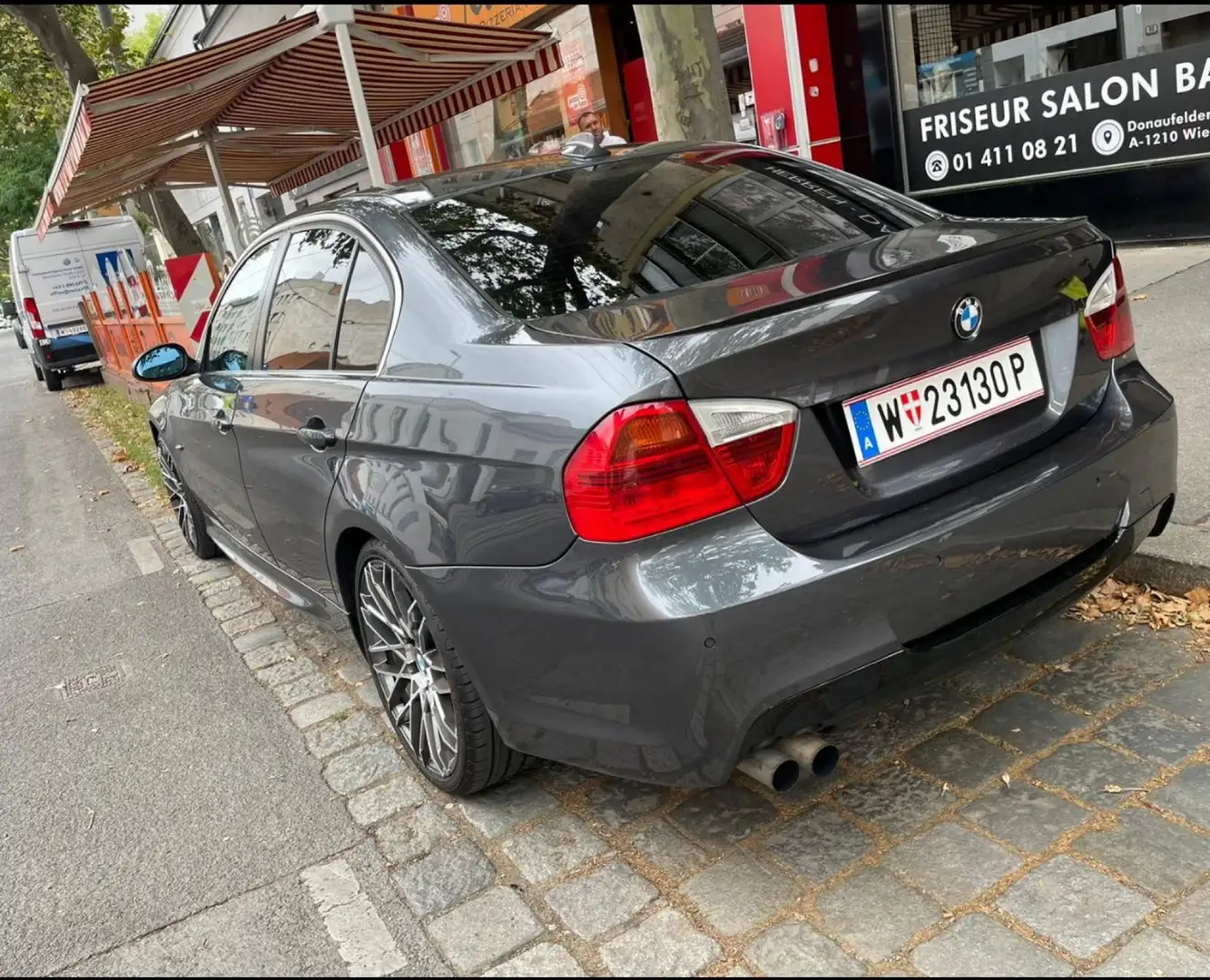 BMW 325 325d Aut. Grau - 2