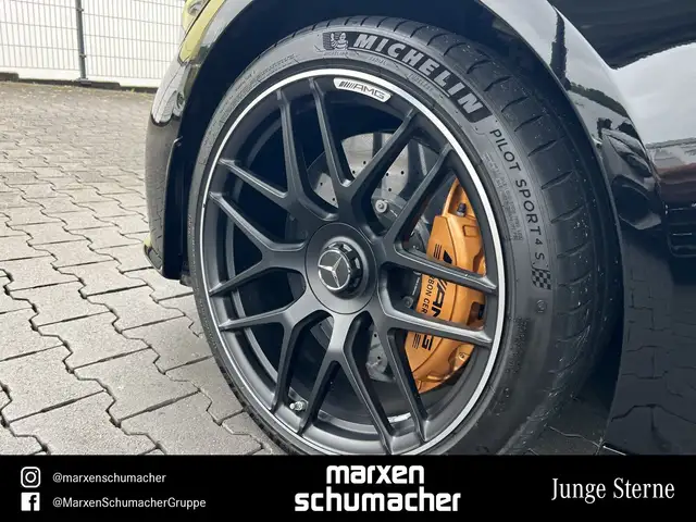 Mercedes-Benz Amg GT view 7