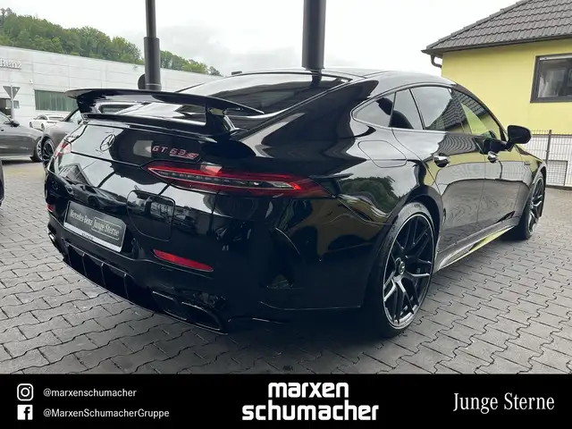 Mercedes-Benz Amg GT view 4