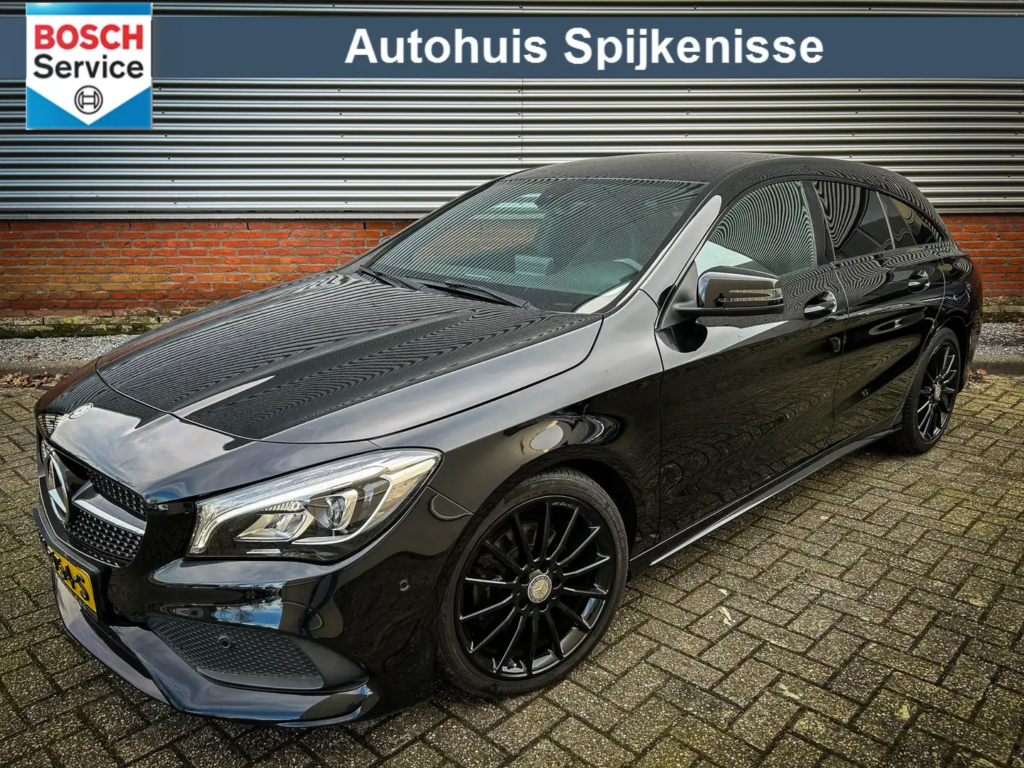 Mercedes-Benz CLA 180 Shooting Brake AMG Night Edition Plus   - Trekhaak Schwarz - 1