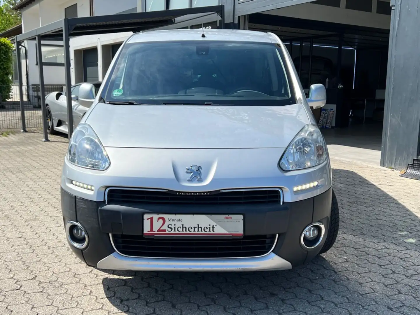 Peugeot Partner Tepee Active +KLIMA+SORTIMO+ Grijs - 2